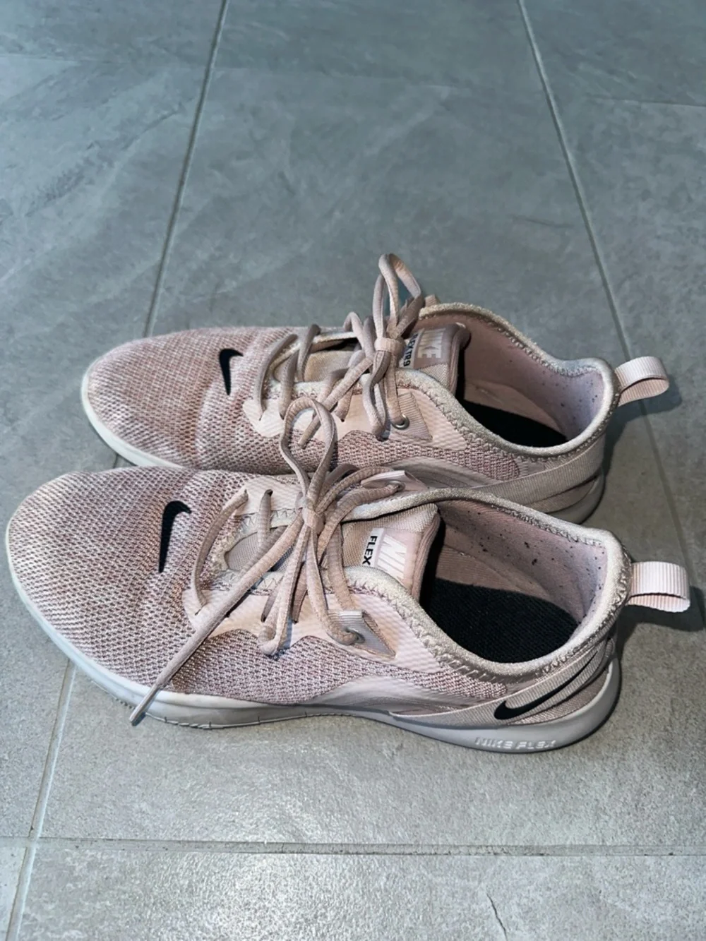 Nike flex Light Pink Knit Running Sneakers with Black Swoosh
